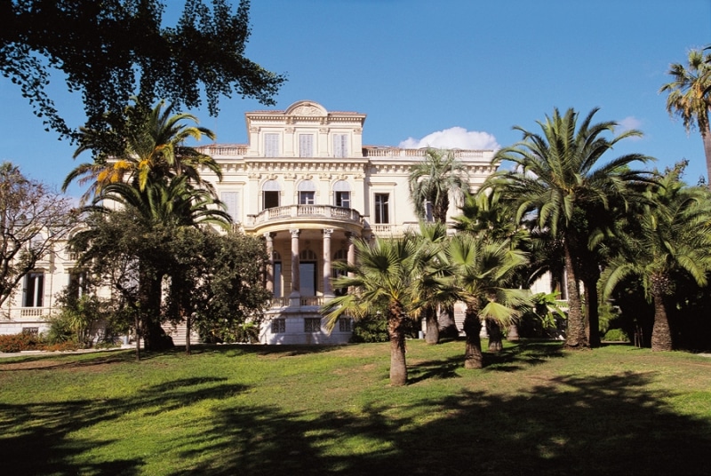 Villa Rothschild Mediatheque Noailles, Cannes - Explorow.com